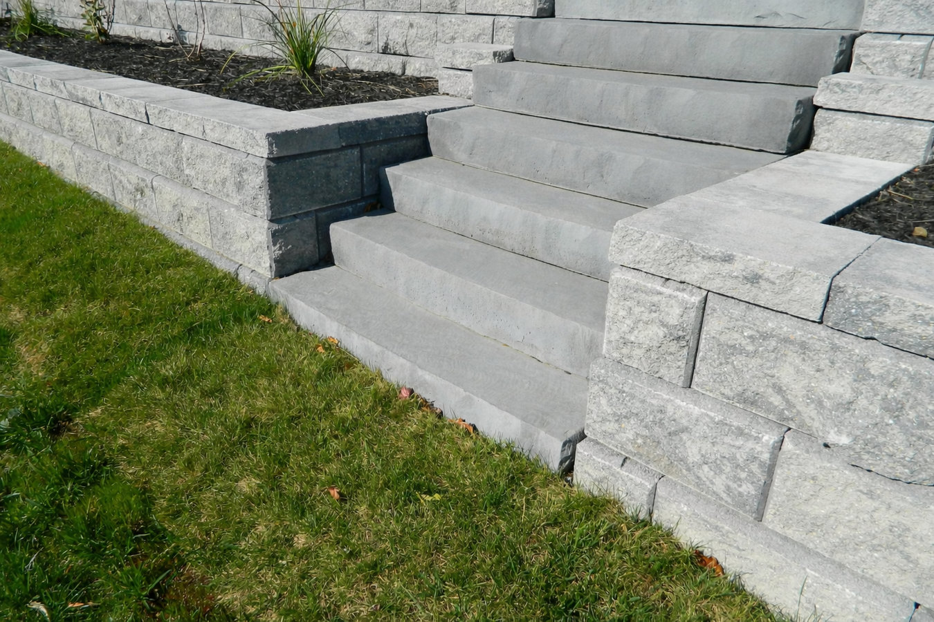 Concrete steps construction in Tustin, CA